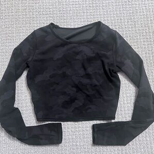 Lululemon Crop Top Long Sleeve Size 6